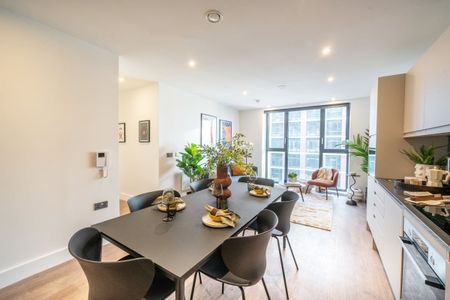 3 bedroom apartment to rent - Photo 3