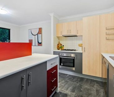 Greenslopes - Photo 2