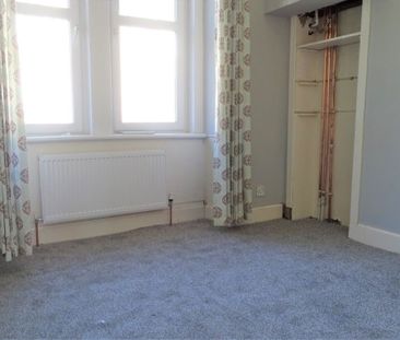 1 Bed Flat - Photo 6