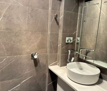 MODERN TERRACE WITH PERFECT LOCATION - Photo 5