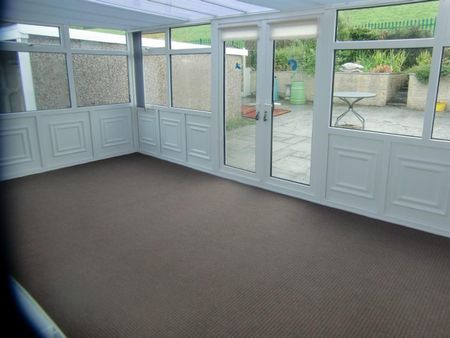 2 bedroom Bungalow To Let - Photo 5