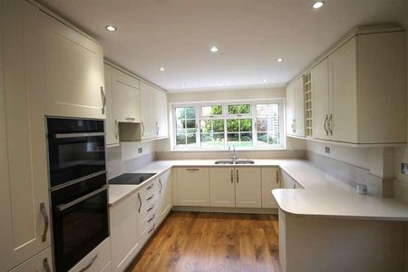 Dunnock Way, Wargrave, RG10 - Photo 2