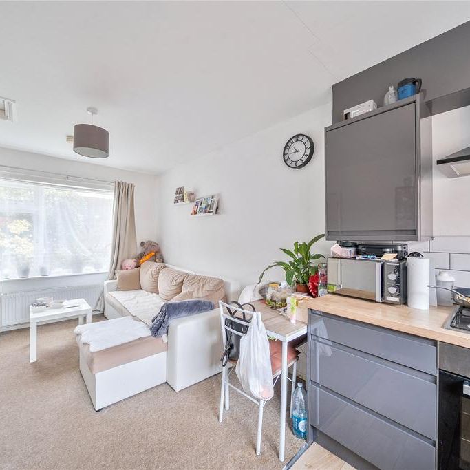 1 bedroom apartment to rent - Photo 1