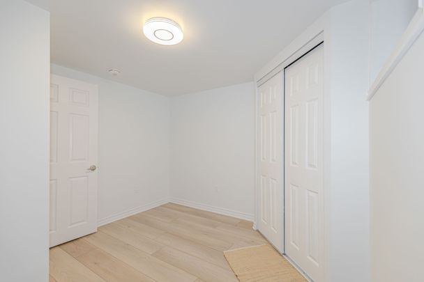 For Lease - 37 Ballantrae Way Unit# B, Kanata, Ontario - Photo 1