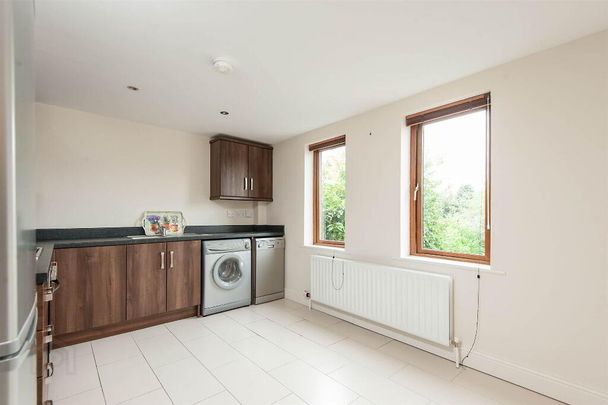 11 Bailey Manor, Robbs Road, Dundonald, Belfast, BT16 2NZ - Photo 1