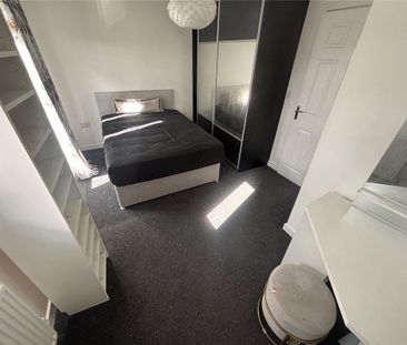 3 bedroom detached house to rent - Photo 4