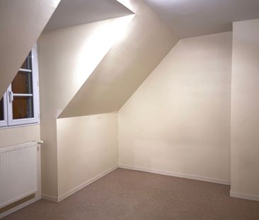 Location maison 5 pièces, 121.00m², Sandillon - Photo 1
