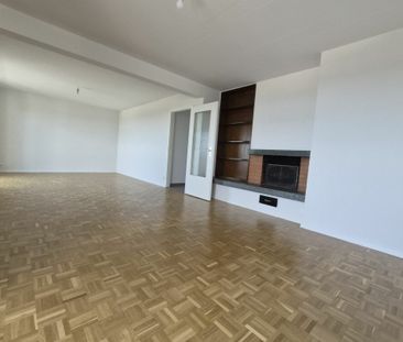 Libre de suite ! Appartement de 4.0 pièces rénové ! 1 mois de loyer... - Photo 1