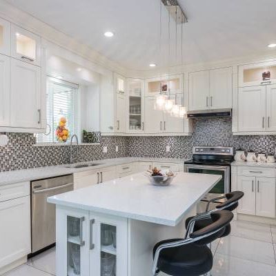 Fantastic 5 bedrooms family home for rent - Photo 1