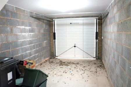 3 bedroom townhouse to rent - Photo 4