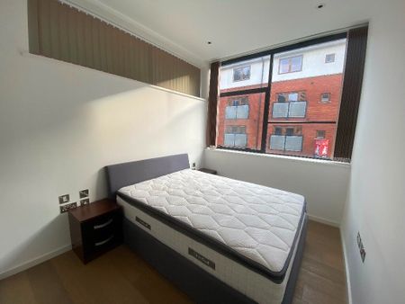 2 Bed Flat, Long Street, E2 - Photo 5