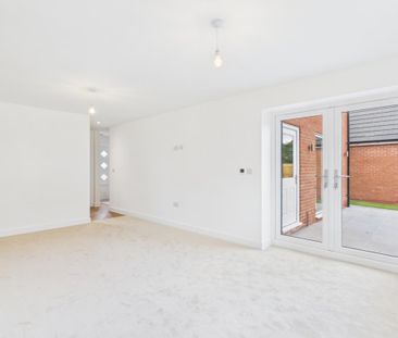 4 bedroom detached house to rent - Photo 1