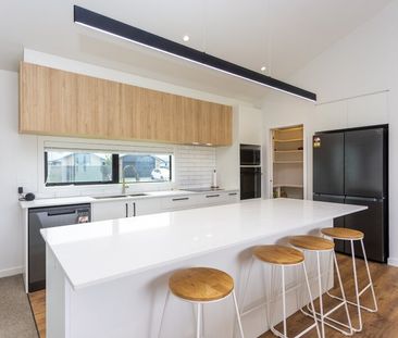 Stunning three bedroom home in Rolleston! - Photo 5