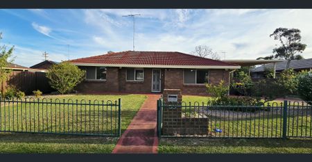Well-Presented 3-Bedroom Home in Quiet Werrington Street - Photo 4