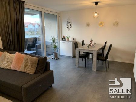 RECENT 2½ PIECES DANS UN PETIT LOCATIF - Foto 3