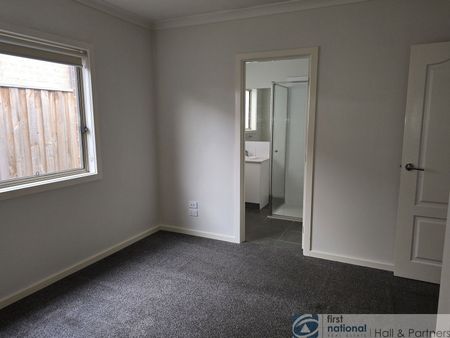 Well Presented - Photo 2