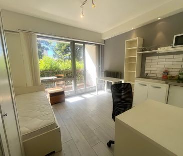 Location Appartement 1 pièce 16m² MARSEILLE 10ème - Photo 2