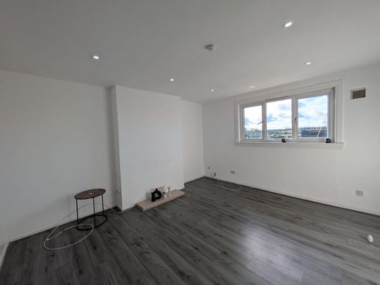 3 bedroom apartment to rent - Photo 1