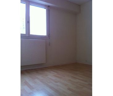 Location Appartement 2 pièces 44m² BOURGES 18000 - Photo 2