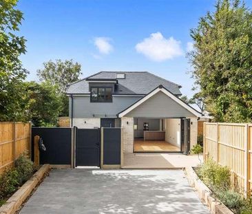 Sea Lane Gardens, Ferring, Worthing, BN12 - Photo 1