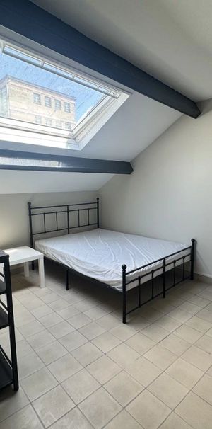 Location Studio 1 pièces 15 m2 à Saint-Quentin - Photo 1