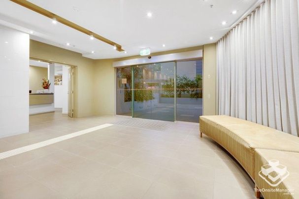 $800 for unfurnished 2 Bedrooms+Study apartment 1 Car - Photo 1