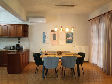 Μονοκατοικία για ενοικίαση Κέντρο (Γεωργιούπολη) - Photo 2