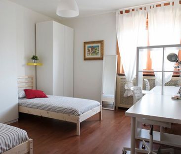 Via Francesco Primaticcio, Milan, Lombardy 20147 - Photo 1