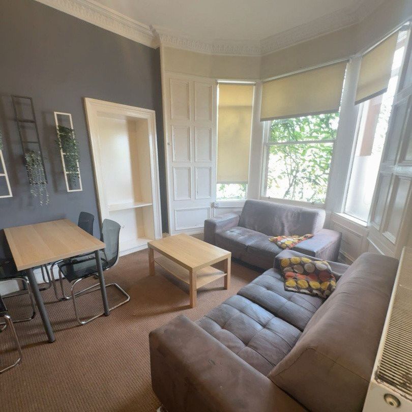 3 bedroom apartment to rent - Photo 1