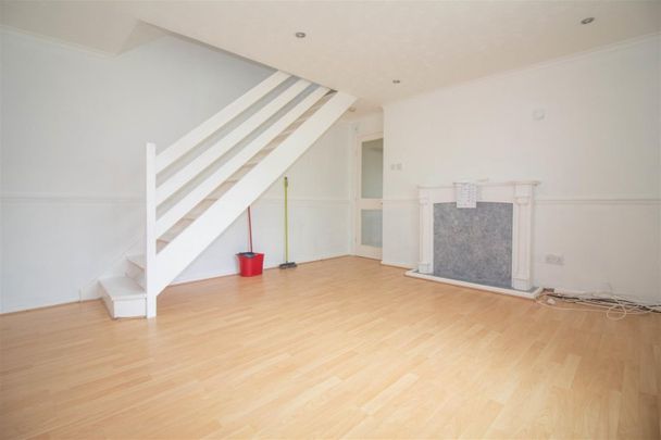 2 Bedroom House - Semi-Detached - Photo 1