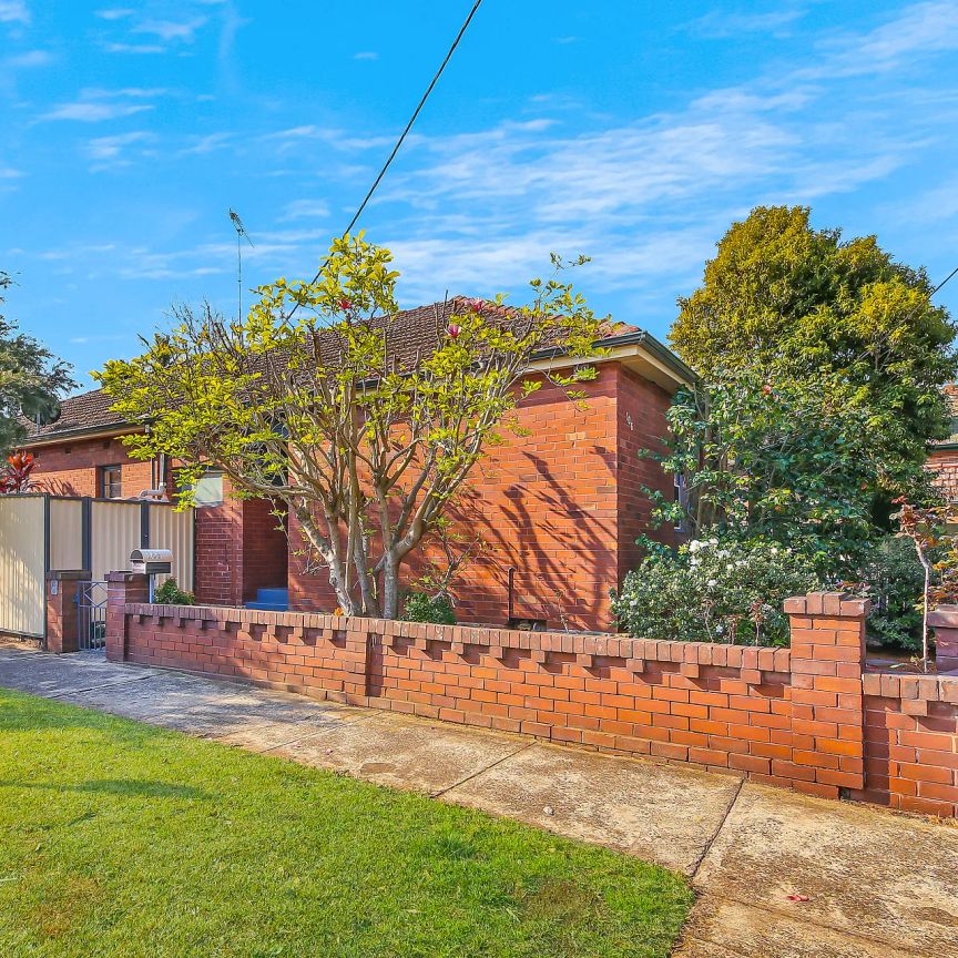 106 Carlton Parade, Carlton. - Photo 1