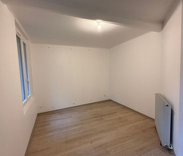 Appartement à louer 2 pièces • 45 m2 Castres - Photo 4