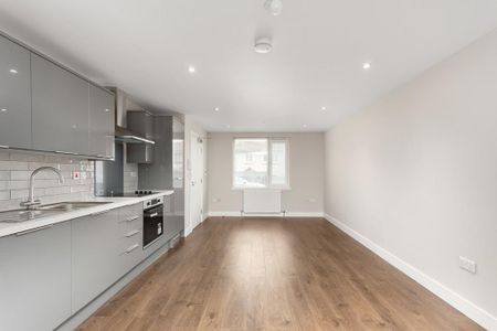 Studio to rent - Photo 4