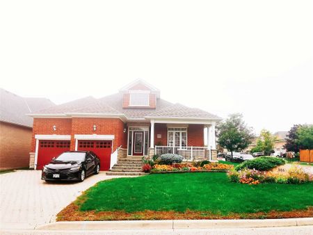 For Lease - 938 Red Deer Avenue, Oshawa, Ontario - Photo 4