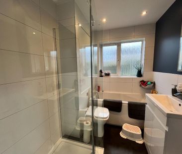 2 bedroom semi-detached house to rent - Photo 3