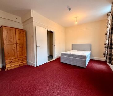 2, 4, Dunluce Avenue, Belfast, BT9 7AY - Photo 2