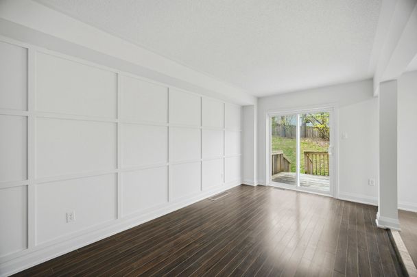 For Lease - 20 Peartree Court, Barrie, Ontario - Photo 1