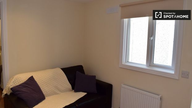 1-bedroom house for single person for rent in Clonee, Dublin - Photo 1