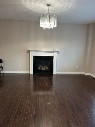 For Lease - 132 Mcknight Avenue, Hamilton, Ontario - Photo 3