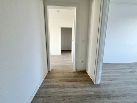 **TOP** renovierte 3-Zimmer-Wohnung mit Balkon! - Foto 5