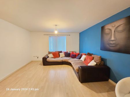 2 Bed Flat, Ordsall Lane, M5 - Photo 3