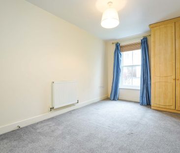 2 bedroom apartment to rent Chesterton Lane, Cirencester, Glouceste... - Photo 3