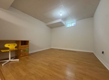 For Lease - 132 Peninsula Crescent Unit# Basement, Richmond Hill, Ontario - Photo 5