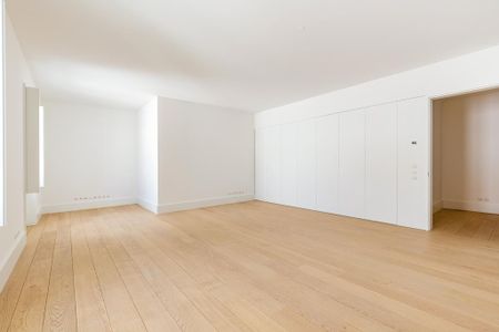 2 Bedroom Apartment, Lisboa - Photo 4