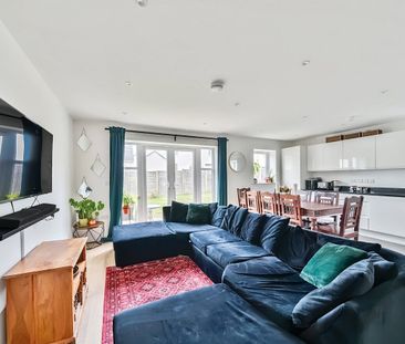 Capstan Drive, Highbridge, Somerset, TA9 - Photo 3