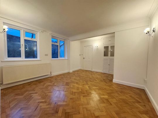 4 bedroom house to rent - Photo 1