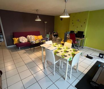Lumineux appartement 2 chambres à 6041 Gosselies - Photo 5