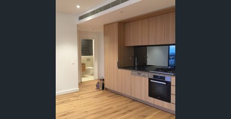 Modern 2 bedroom apartment plus study for lease - Photo 4