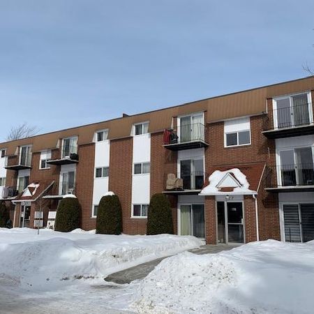 À LOUER –Appartement 4 1/2 près des Galeries de Granby - Photo 3