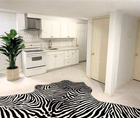 For Lease - 1360 Quest Circle Unit# Bsmt, Mississauga, Ontario - Photo 2